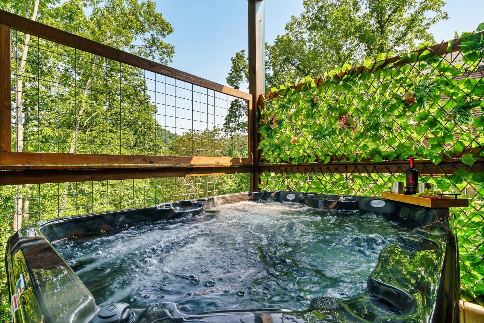 Spring Sale! Indoor Pool, Pet Stays Free, Movie, Hottub Sevierville Ngoại thất bức ảnh